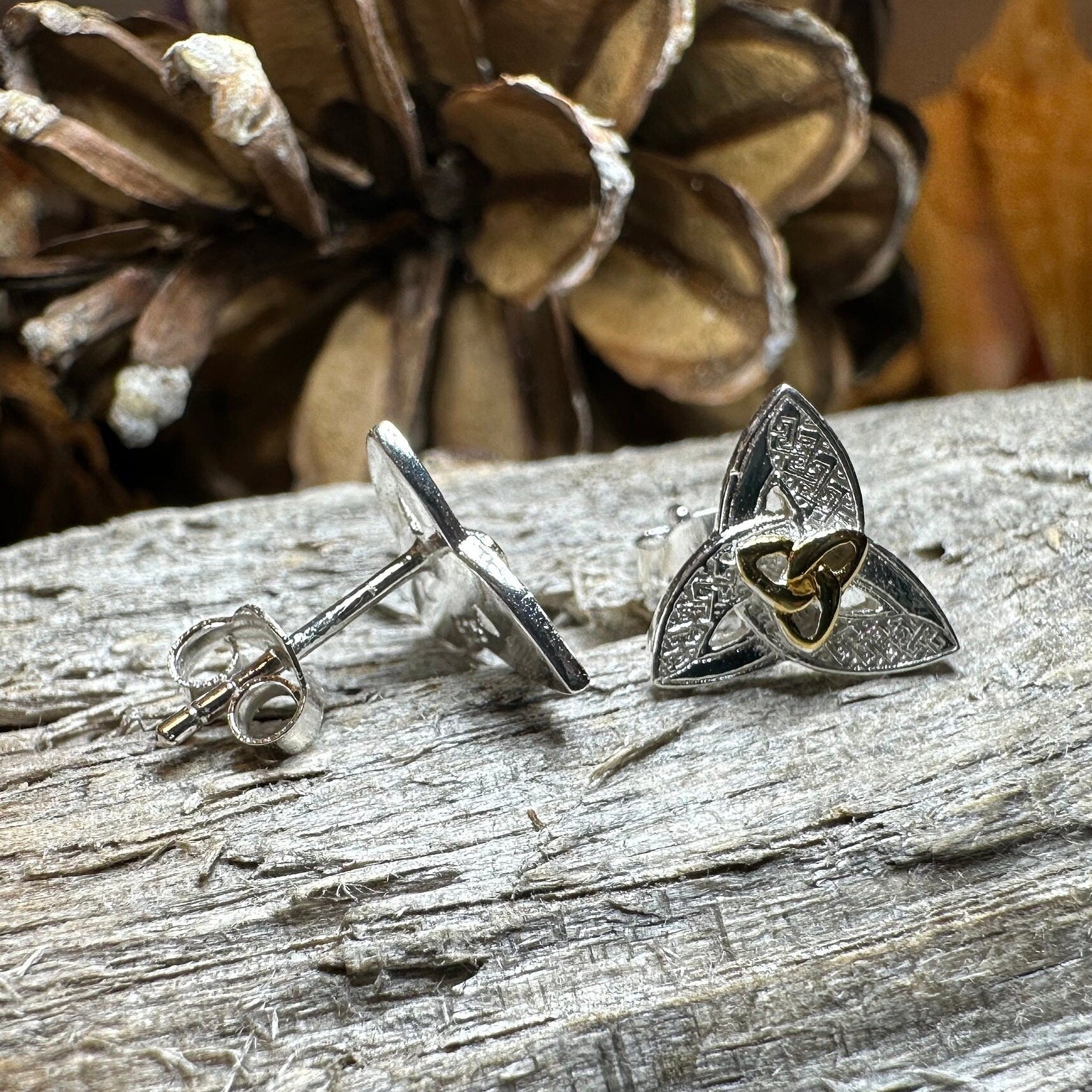 Elegance Trinity Knot Earrings -  - 
