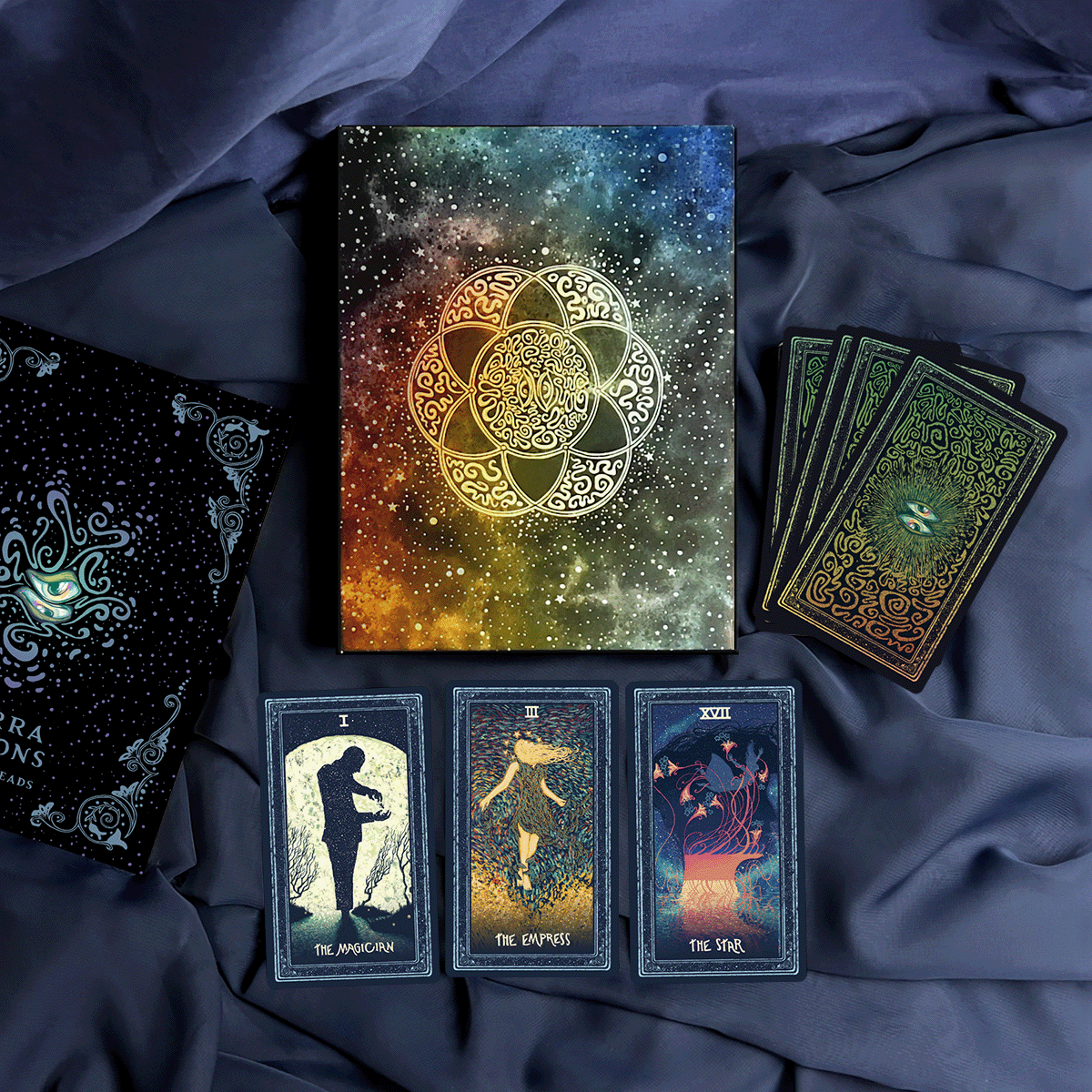 Mirra Visions: Lenticular Tarot & Oracle Deck | Second Edition -  - Tarot Deck