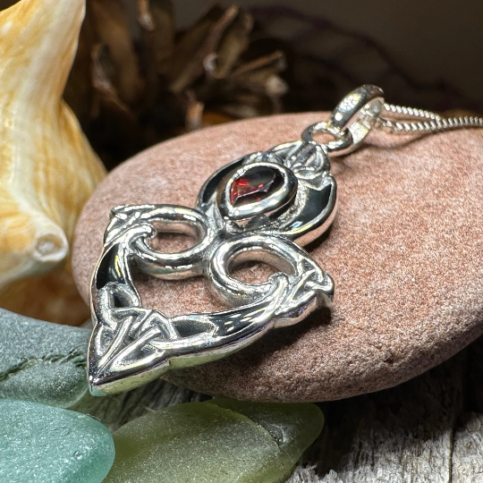 Cordelia Trinity Knot Necklace -  - Pendant