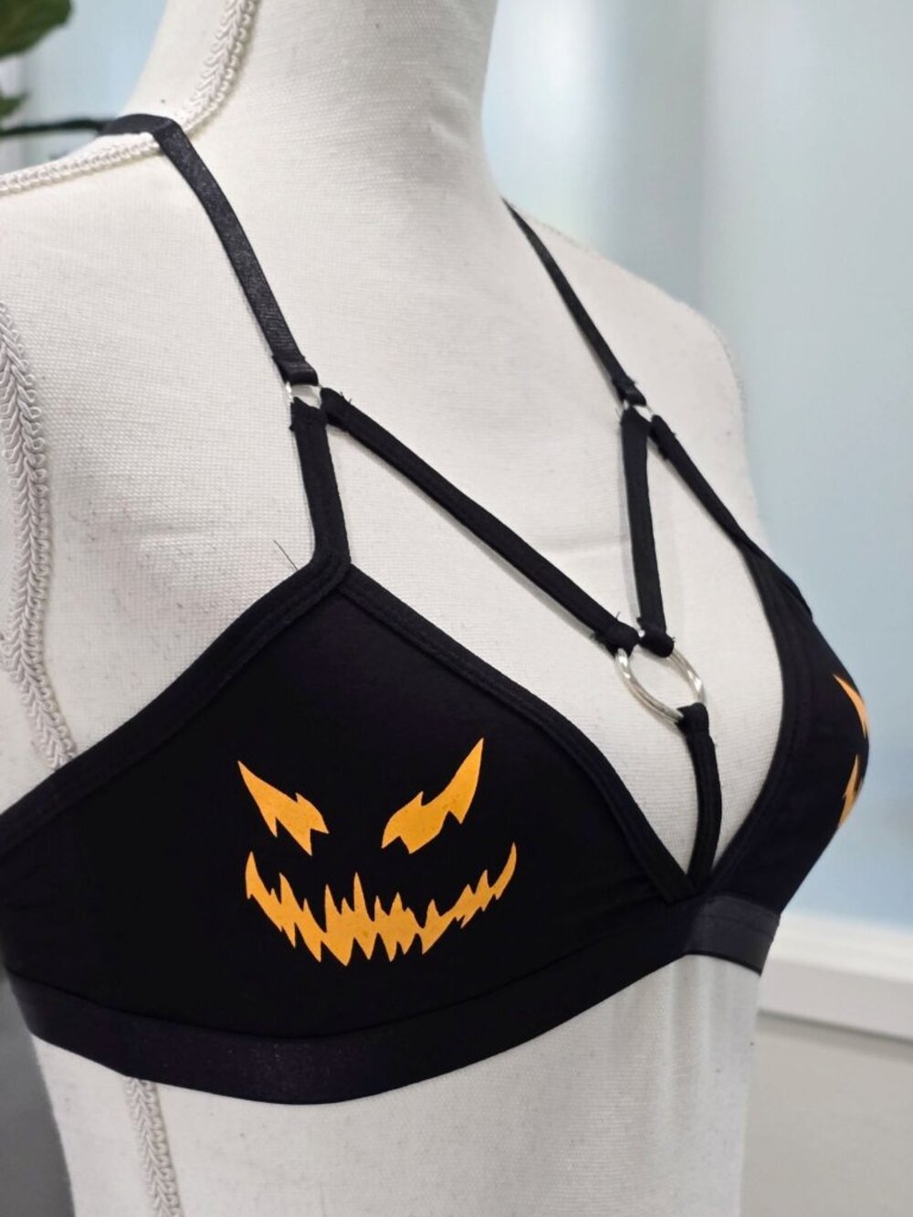 Trickz N Treatz Freak On A Treat Jack O Lantern Panty Lingerie Set Black Orange S