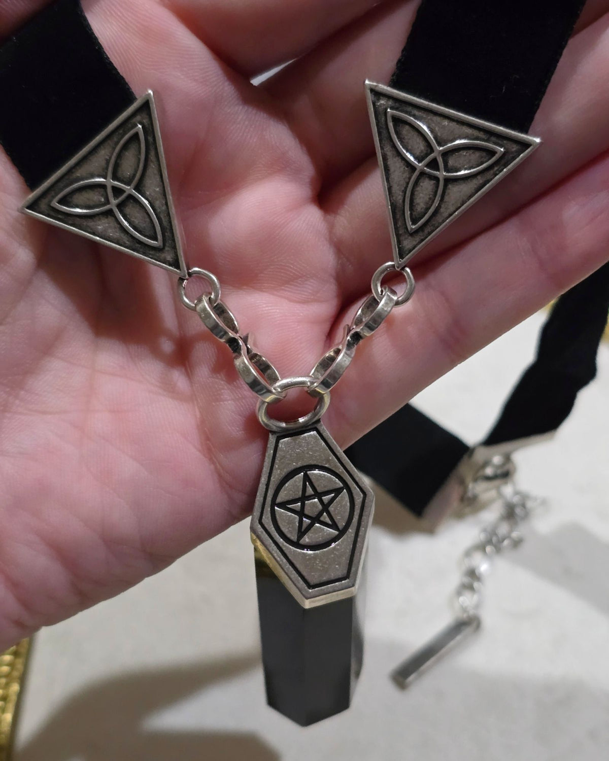 Killstar Wiccan Crystal Pendant Velvet Choker Pentagram Triquetra Necklace
