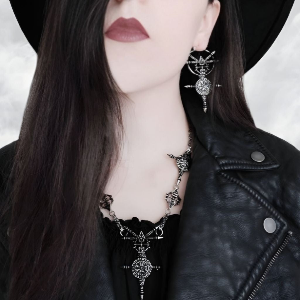 Vegvisir Necklace Gothic Wayfinder ✦ Icelandic Compass ✦ Rare Talisman