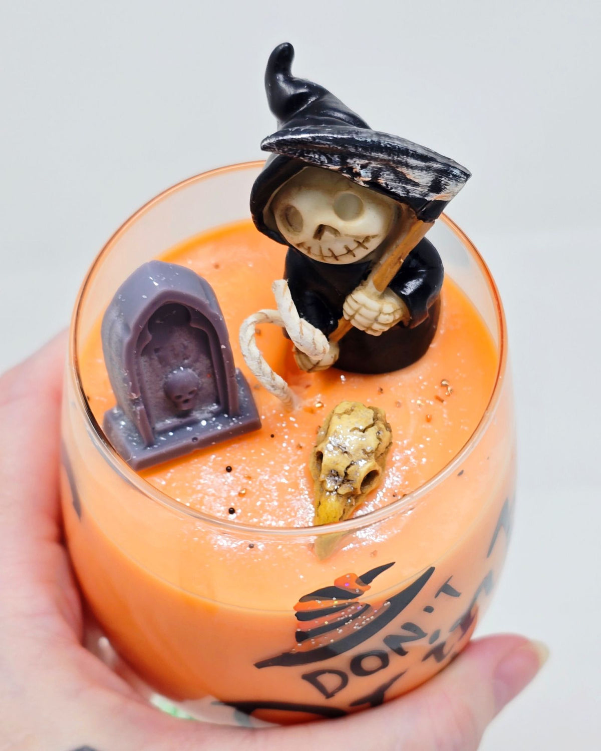 Artisan One Moon Flame Dont Drink & Fly Wine Glass Candle Cinnamon Apple Orange 18oz
